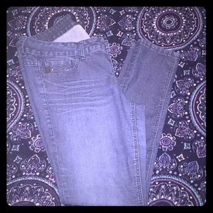 Torrid• Skinny Jeans